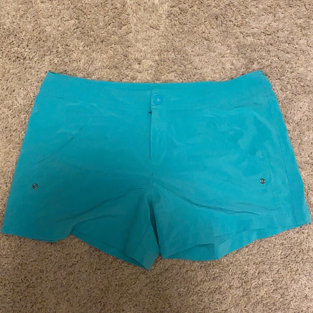 Athleta size 8 shorts